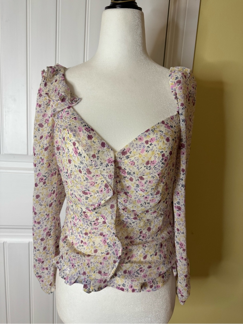 ASTR blouse - Picture 4 of 9